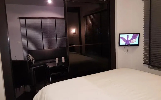 Flame Tree Residence 2-Bedroom Apartment