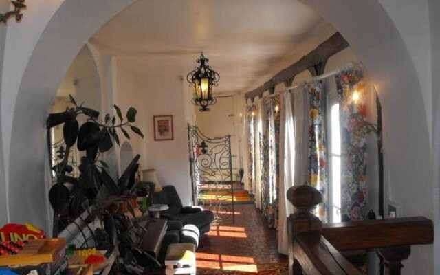 Le Montant au Palais