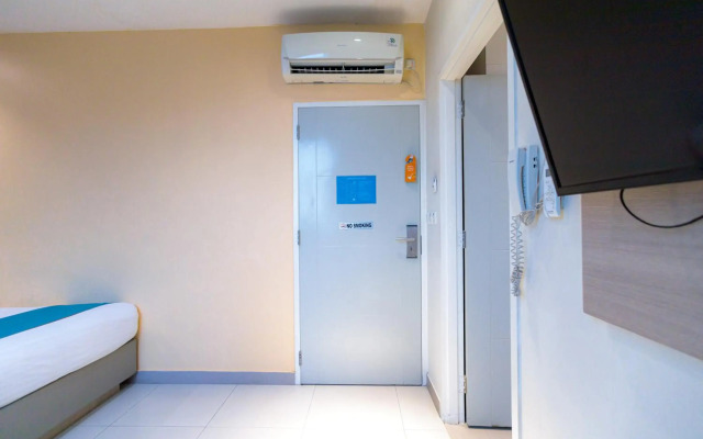 OYO 3735 Liv Hotel