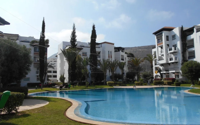 Spacious Apartment with amazing sea views T24316