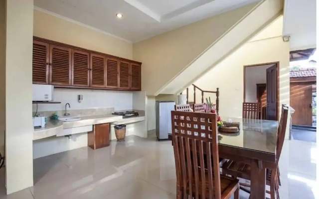 4 Bathroom Private Pool Villa near Seminyak Beach Bali