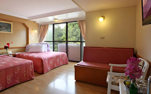 Ali-Shan Dengshan Hotel