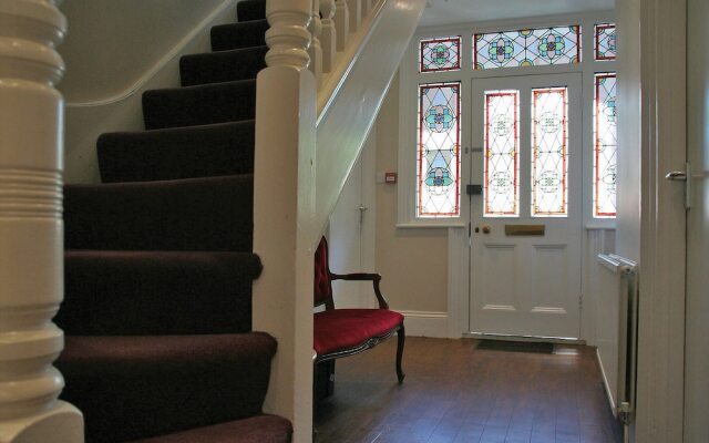 Highclere Hotel