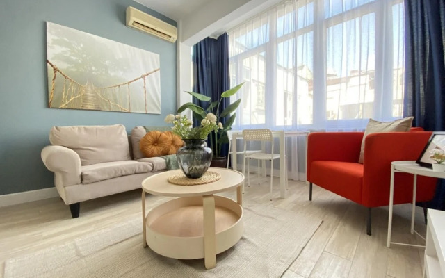 Central and Modern Flat in Cihangir