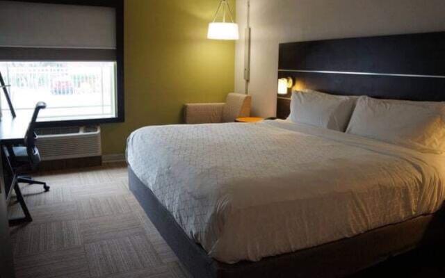 Holiday Inn Express Venice by IHG