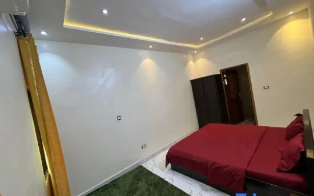 Spacious 2 Bedroom in City Center Cotonou — фото 5