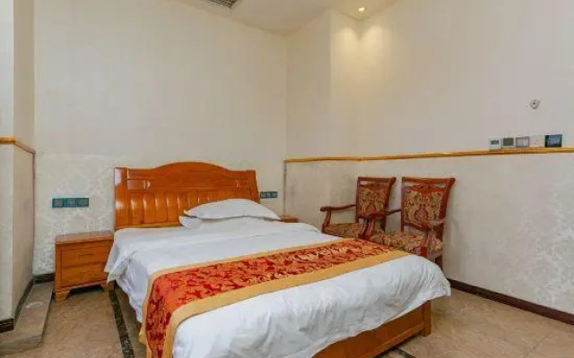 Dong Hai Long Quan Business Guest House