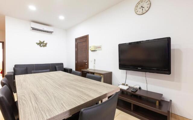 PC3- Centrally Located Apt-Close to University
