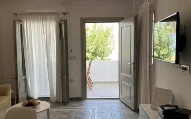 Santorini Villatzio Suites