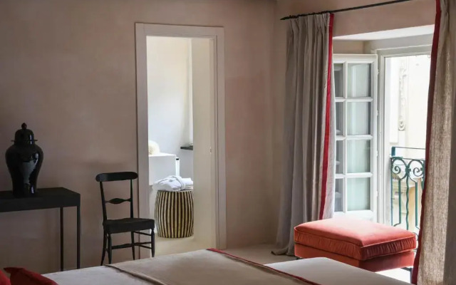 Palazzo Durazzo Suites