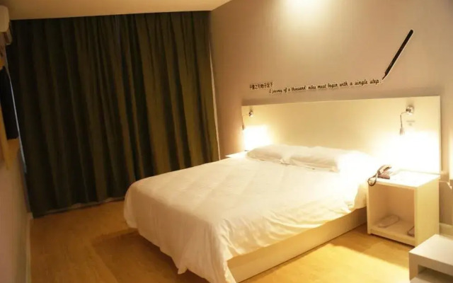 Motel 168