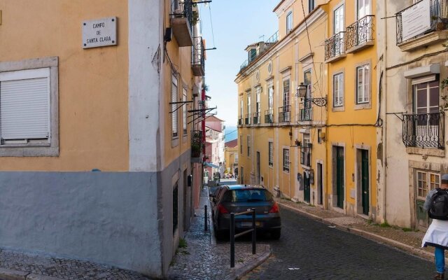 Alfama'S Flat With A National Pantheon View