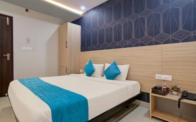 iROOMZ Botanica Luxury Living Space