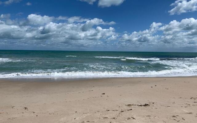 Seahorse Beach Bungalows