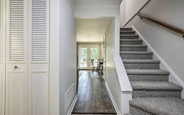 Walk to Dtwn & Breweries: Townhome in Cary!