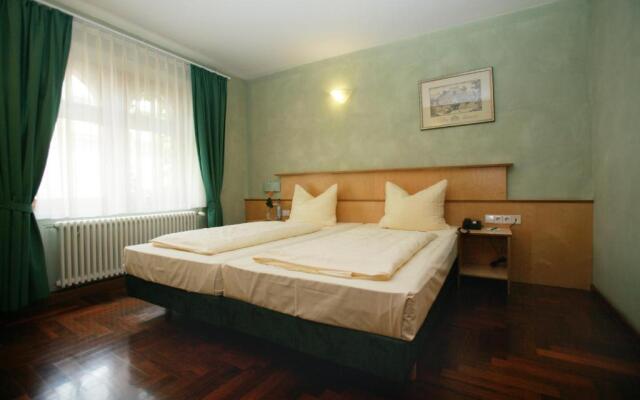 Hotel Hoepfner Burghof