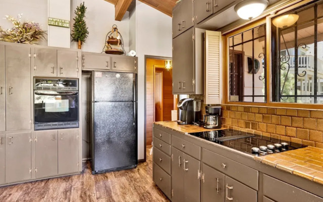 Cove Lakeview Cabin #2064