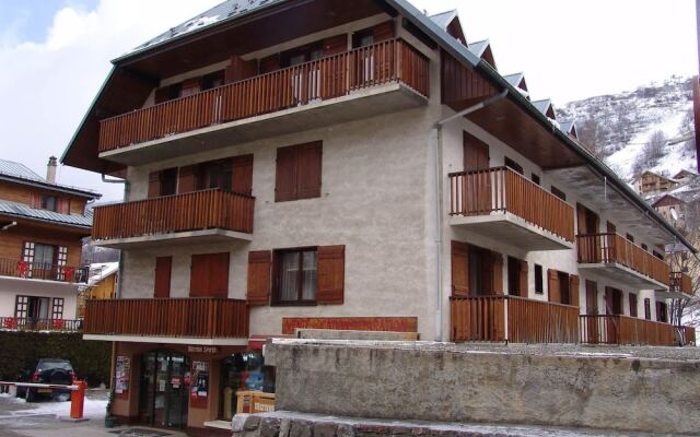 Cret De Pere N17 Duplex 3 Pieces 6 Personnes 3 Rooms 6 People