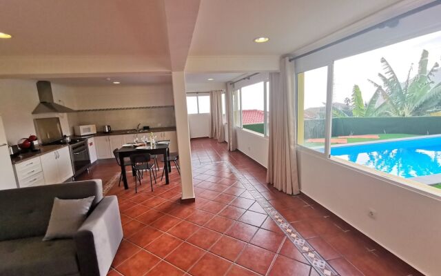 Apartments with Pool in Funchal
