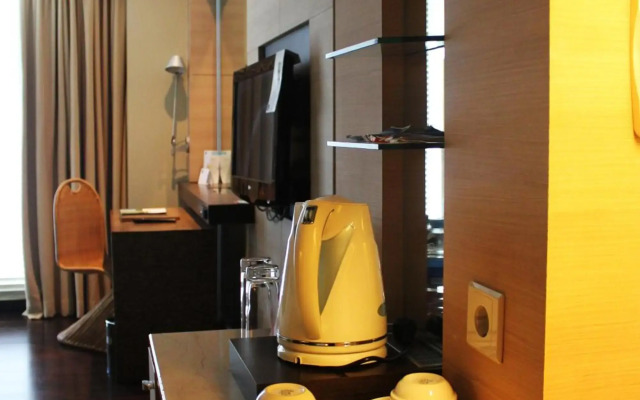 Novotel Manado Golf Resort & Convention Center