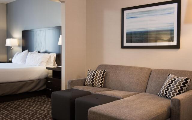 Holiday Inn Express Le Claire Riverfront-Davenport, an IHG Hotel