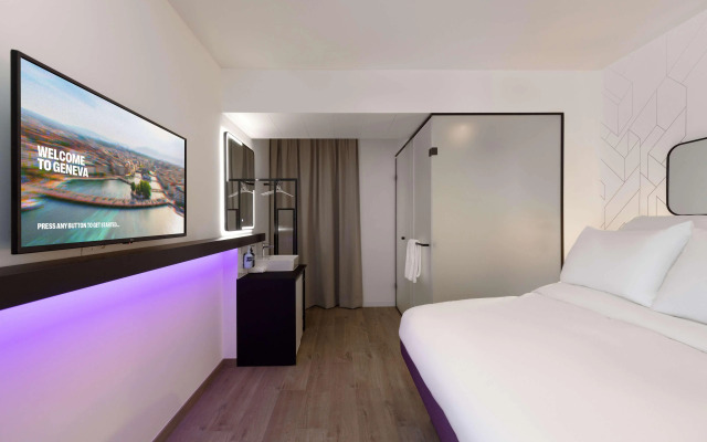 YOTEL Geneva Lake