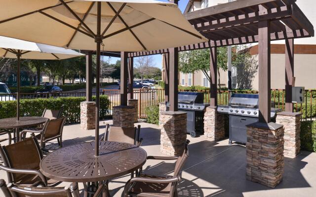 Staybridge Suites Dallas-Addison Hotel