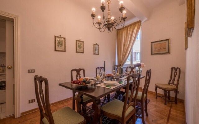 Apartment in the Heart of Florence