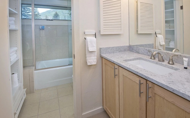 Coldstream Townhome 7
