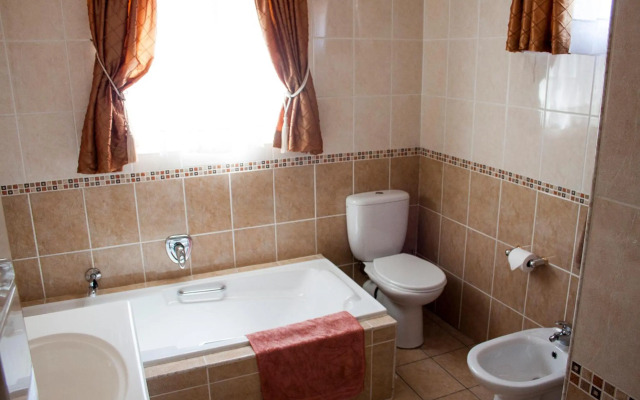 Apartment at 34 Columbine Avenue