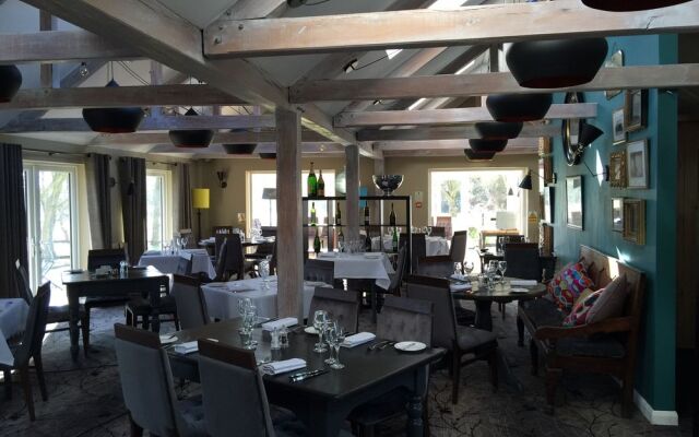 Crouchers Hotel