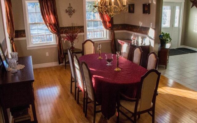 Snowflake Manor Bed and Breakfast