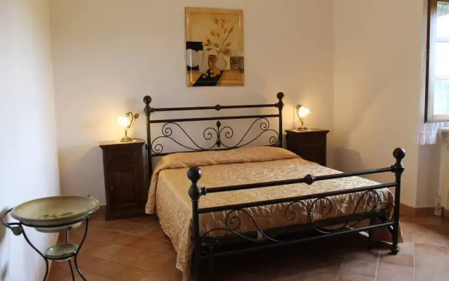 Charming 5-bed Villa in Pitigliano Tuscany