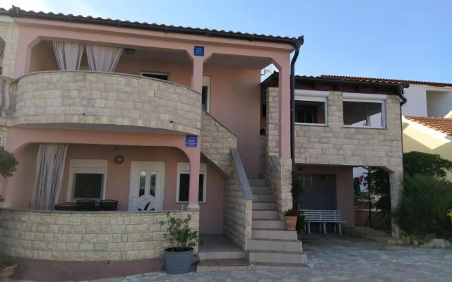 Apartmani Ruža