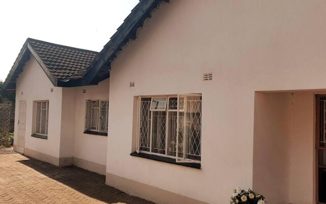 Stunning 3-bed House in Harare