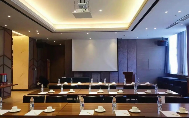 Yitel Collection Shenyang Hunnan Olympic Sports Center Wanda Plaza