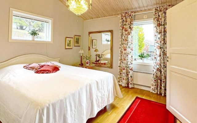 8 Person Holiday Home in Uddevalla-by Traum
