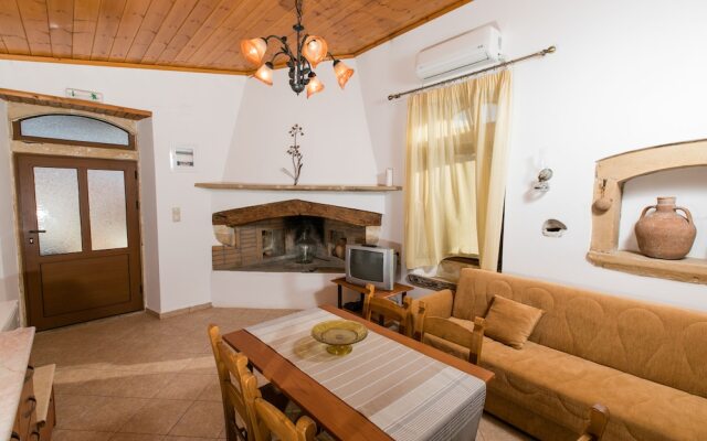 Pool Villa Afroditi for 10 Persons in Margarites