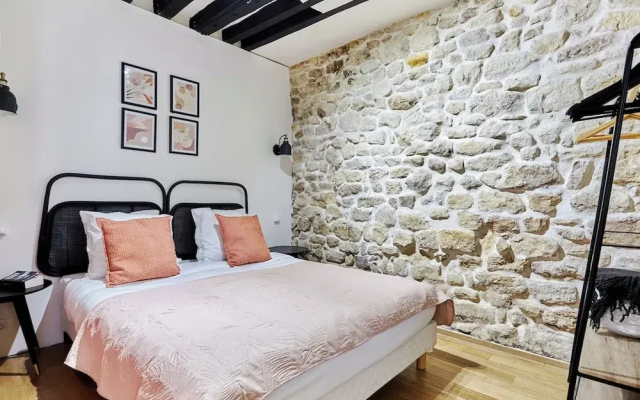 Apartement Pantheon Ile Saint Louis 2 Bdrs