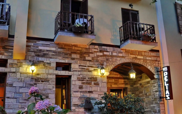 Pelias Hotel