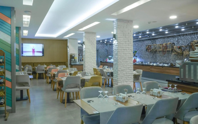 Laren Family Hotel & Spa -  Boutique Hotel