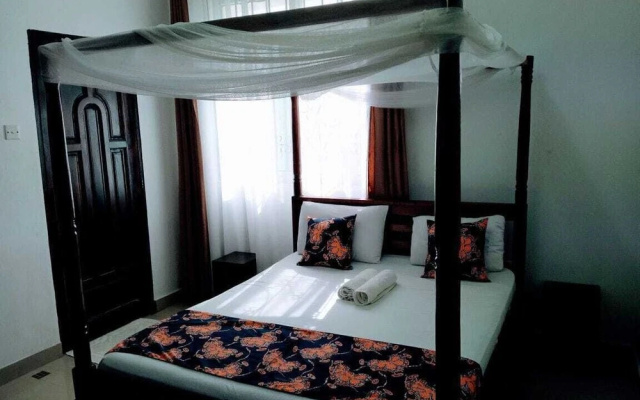 Lux Suites Bustani studio Apartments