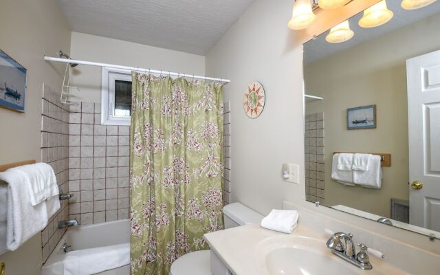 Bearadise Found 5 Bedroom House