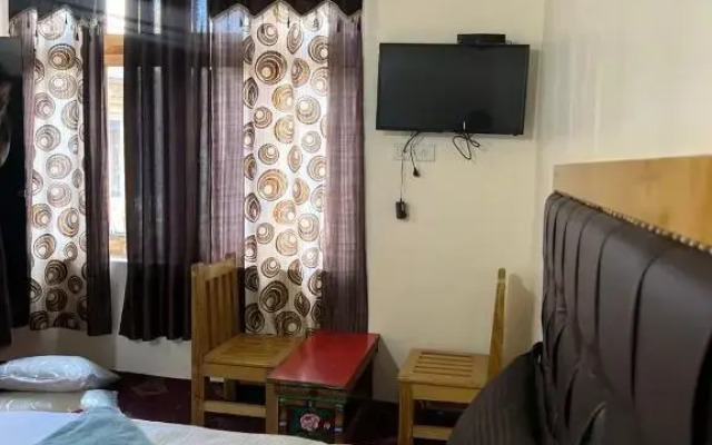 Skyland Guest House