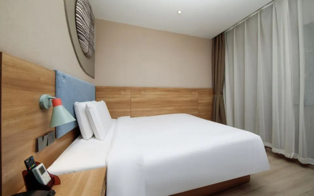 Pebble Motel (Changzhou Xinbei Wanda Plaza Railway Station)