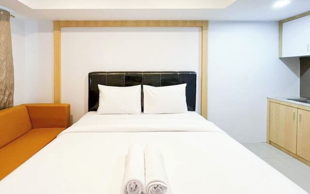 Modern Look Studio At De Prima Apartment