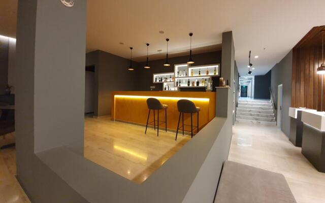 Iris Hotel
