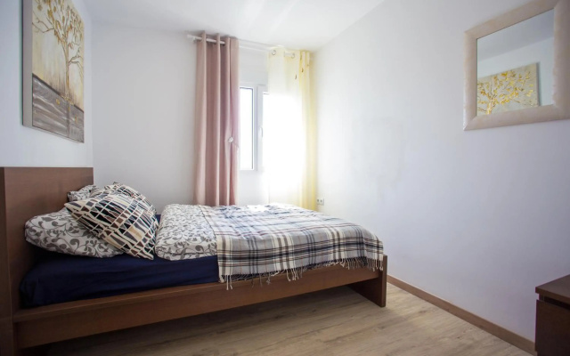 Apartment near City of Arts