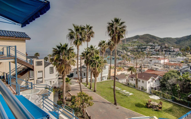 Seaport Village Inn Avalon