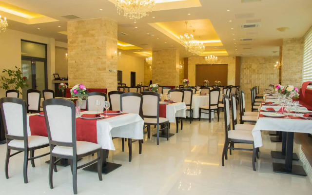 Salis Hotel and Medical Spa
